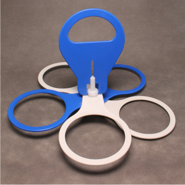 Becherhalter geöffnet in der Variante blau/weiss